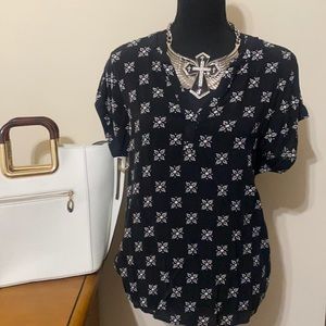 Gap black and white semi sheer shirt size S-worn